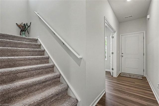 5037 fallmeade Road, Kernersville, NC 27284