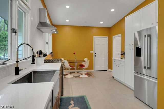 29 Skyline Dr, Morris Twp., NJ 07960