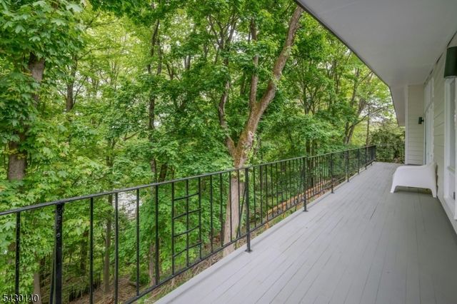 29 Skyline Dr, Morris Twp., NJ 07960