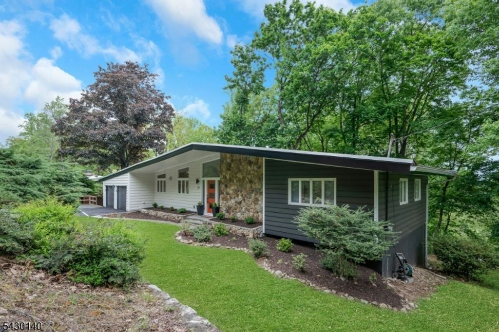 29 Skyline Dr, Morris Twp., NJ 07960
