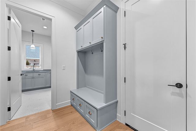 3601 SW Starburst Avenue, Bentonville, AR 72713