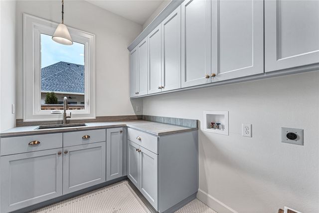 3601 SW Starburst Avenue, Bentonville, AR 72713