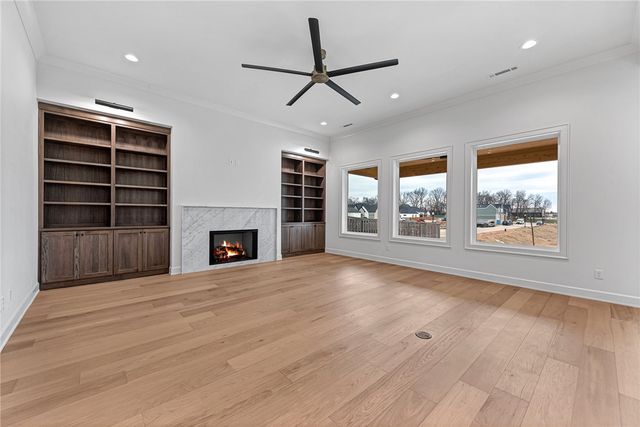 3601 SW Starburst Avenue, Bentonville, AR 72713