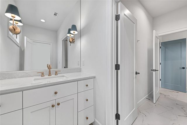 3601 SW Starburst Avenue, Bentonville, AR 72713