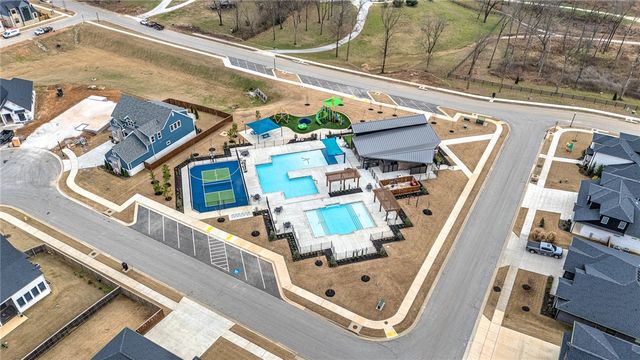 3601 SW Starburst Avenue, Bentonville, AR 72713