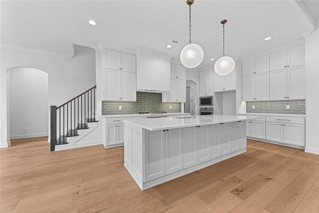 3601 SW Starburst Avenue, Bentonville, AR 72713