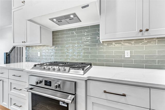 3601 SW Starburst Avenue, Bentonville, AR 72713