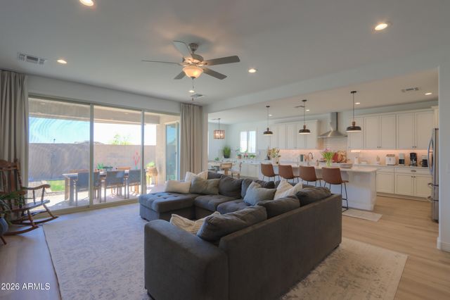 22335 N DANIEL Drive, Maricopa, AZ 85138