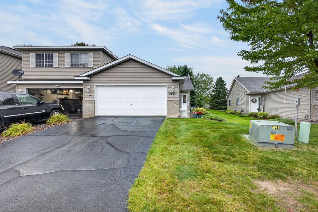 2155 Cleveland Way S, Cambridge, MN 55008 — exterior