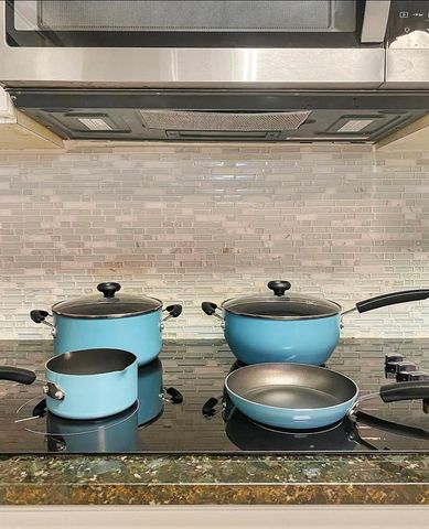 7907 W HIAWATHA STREET, Tampa, FL 33615