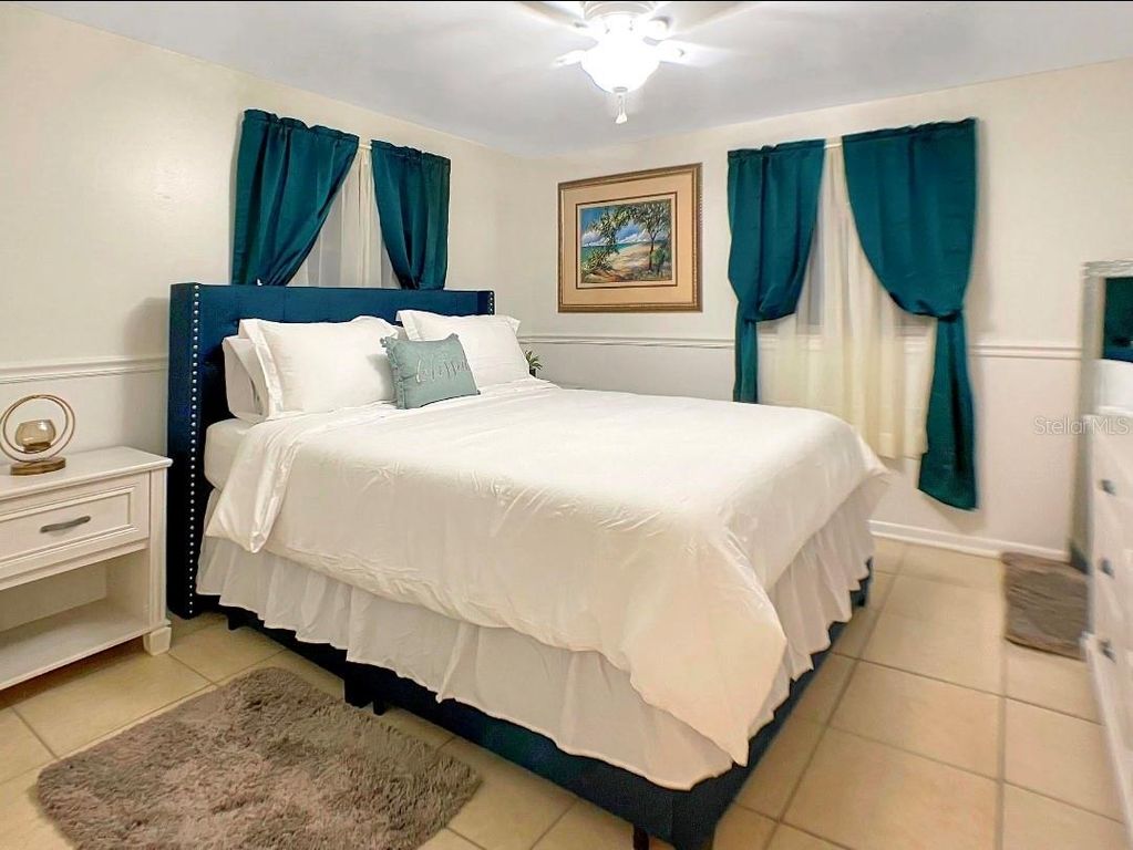 Image 15 of property listing at 7907 W HIAWATHA STREET, Tampa, FL 33615