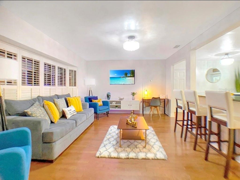 Image 7 of property listing at 7907 W HIAWATHA STREET, Tampa, FL 33615