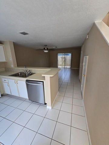 95 SW 3rd St, Pompano Beach, FL 33060