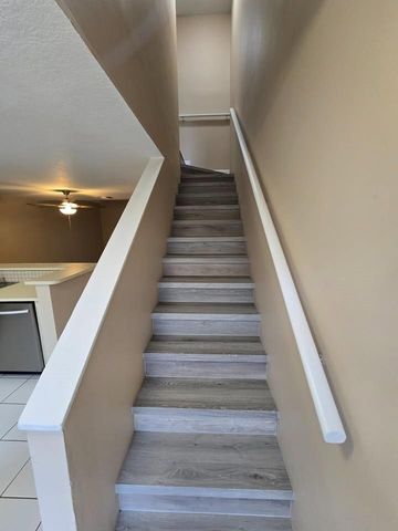 95 SW 3rd St, Pompano Beach, FL 33060