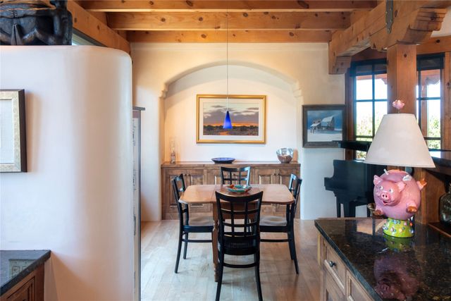 61 Three Rock Rd, Santa Fe, NM 87506