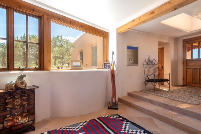 61 Three Rock Rd, Santa Fe, NM 87506