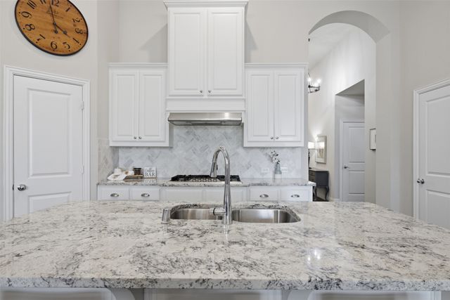 8028 Deep Water Cove, Mckinney, TX 75071