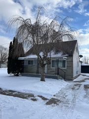 8732 Jewett Avenue, Warren, MI 48089