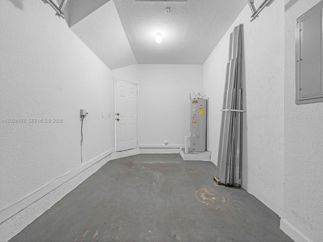 2560 SE 15th Ct, Homestead, FL 33035