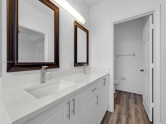 2560 SE 15th Ct, Homestead, FL 33035