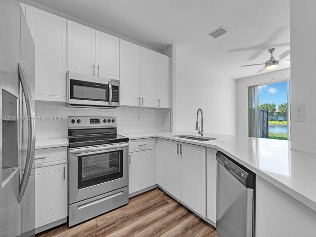 2560 SE 15th Ct, Homestead, FL 33035