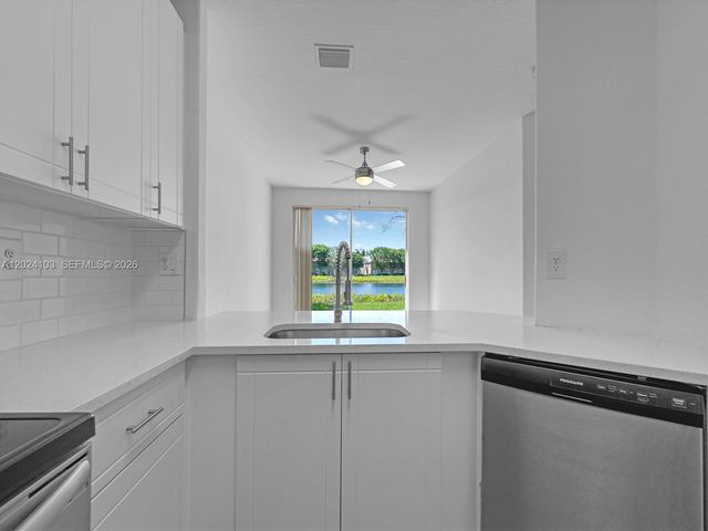 2560 SE 15th Ct, Homestead, FL 33035