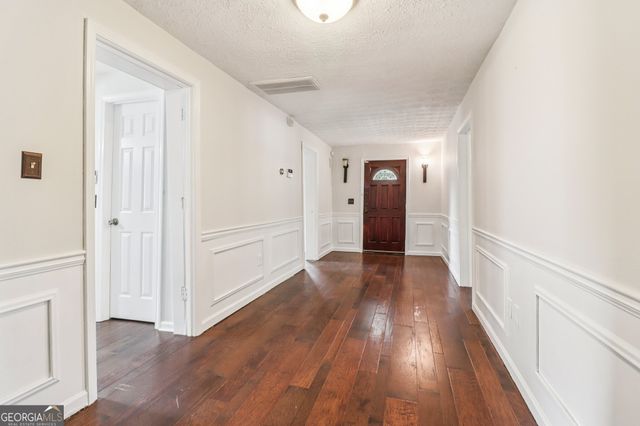 3664 Fence Road, Auburn, GA 30011