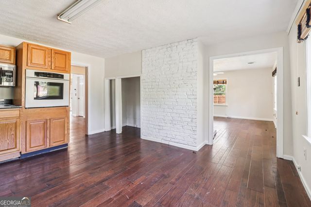 3664 Fence Road, Auburn, GA 30011