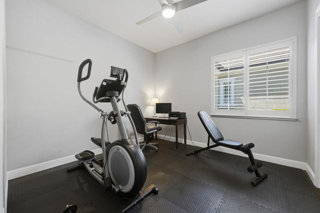 9313 Eagle Springs Pl, Roseville, CA 95747