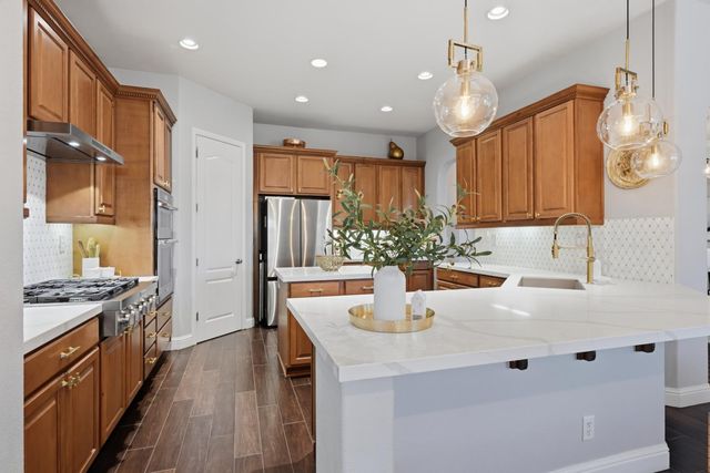 9313 Eagle Springs Pl, Roseville, CA 95747
