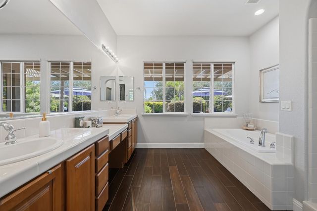 9313 Eagle Springs Pl, Roseville, CA 95747
