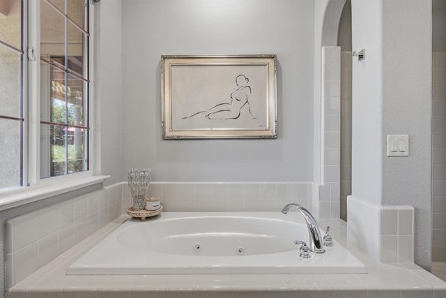 9313 Eagle Springs Pl, Roseville, CA 95747
