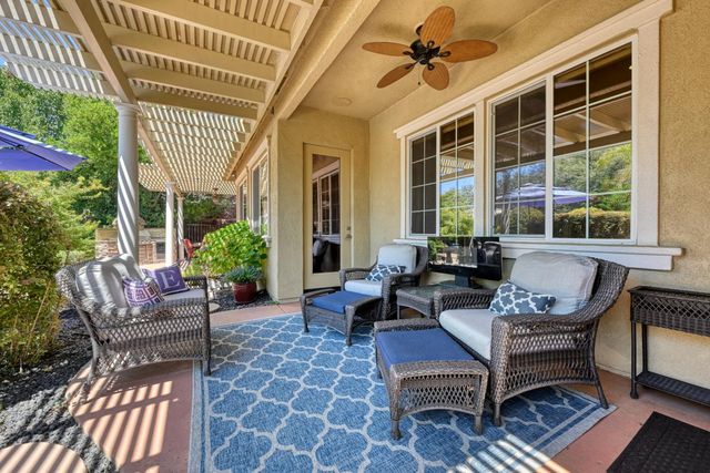 9313 Eagle Springs Pl, Roseville, CA 95747