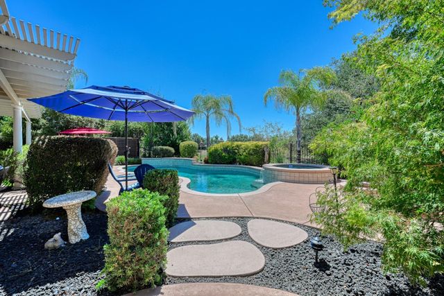 9313 Eagle Springs Pl, Roseville, CA 95747