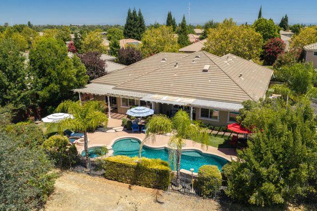 9313 Eagle Springs Pl, Roseville, CA 95747