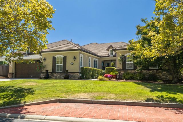 9313 Eagle Springs Pl, Roseville, CA 95747