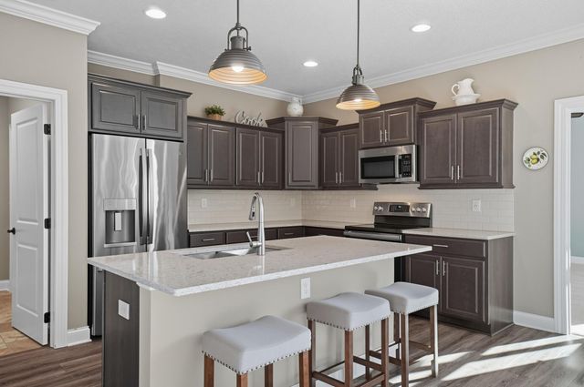 6607 Riverrun Lane, Delaware, OH 43015