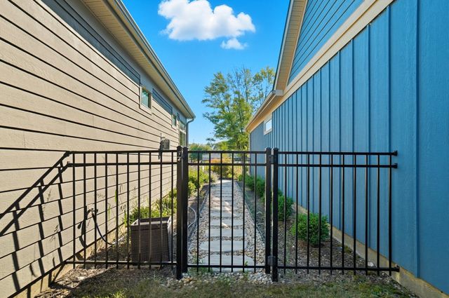 6607 Riverrun Lane, Delaware, OH 43015