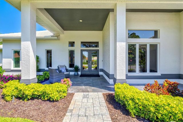 7305 LINKS COURT, Sarasota, FL 34243