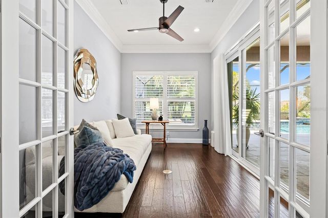 7305 LINKS COURT, Sarasota, FL 34243