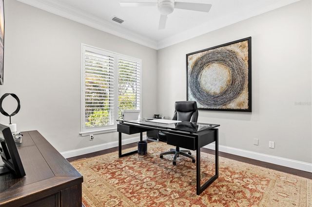 7305 LINKS COURT, Sarasota, FL 34243