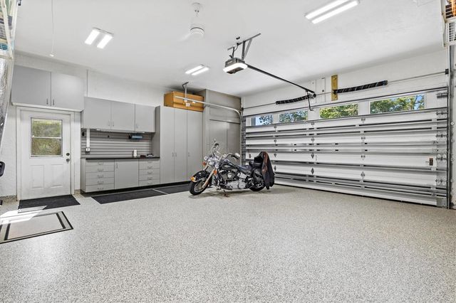 7305 LINKS COURT, Sarasota, FL 34243