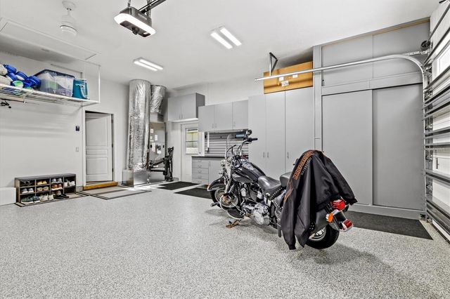 7305 LINKS COURT, Sarasota, FL 34243