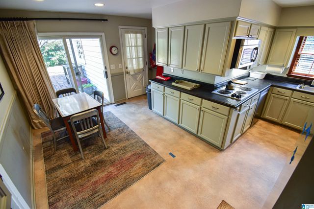 8 TERRIWOOD DRIVE, Tuscaloosa, AL 35401