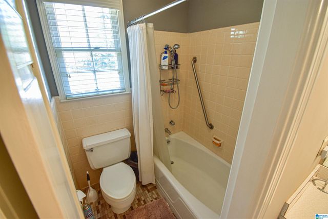 8 TERRIWOOD DRIVE, Tuscaloosa, AL 35401