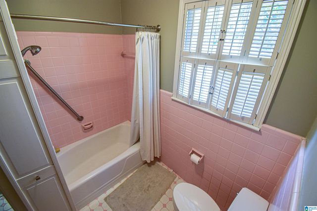 8 TERRIWOOD DRIVE, Tuscaloosa, AL 35401