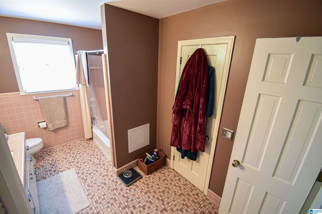 8 TERRIWOOD DRIVE, Tuscaloosa, AL 35401