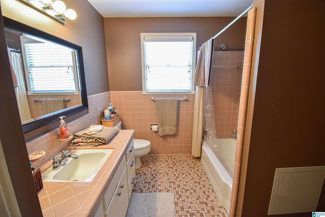 8 TERRIWOOD DRIVE, Tuscaloosa, AL 35401