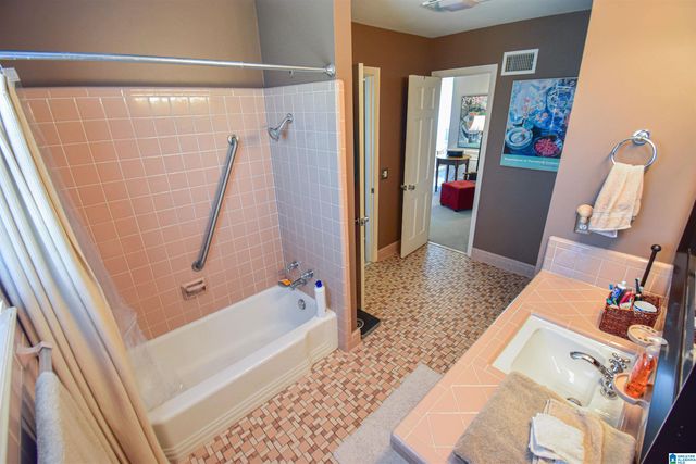 8 TERRIWOOD DRIVE, Tuscaloosa, AL 35401