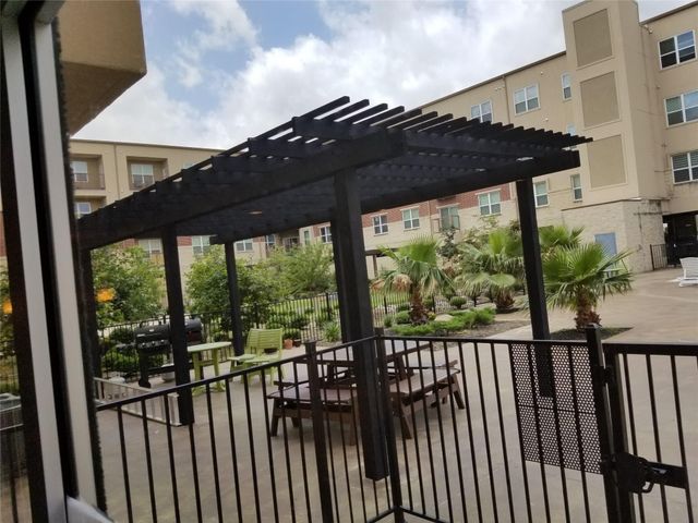 1100 W Trinity Mills Road 3003, Carrollton, TX 75006